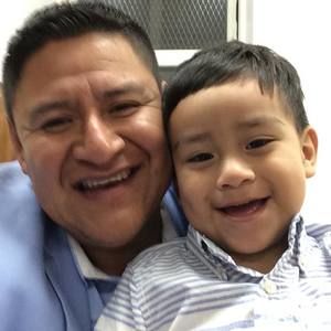 Meet your Posher, Vicente rafael